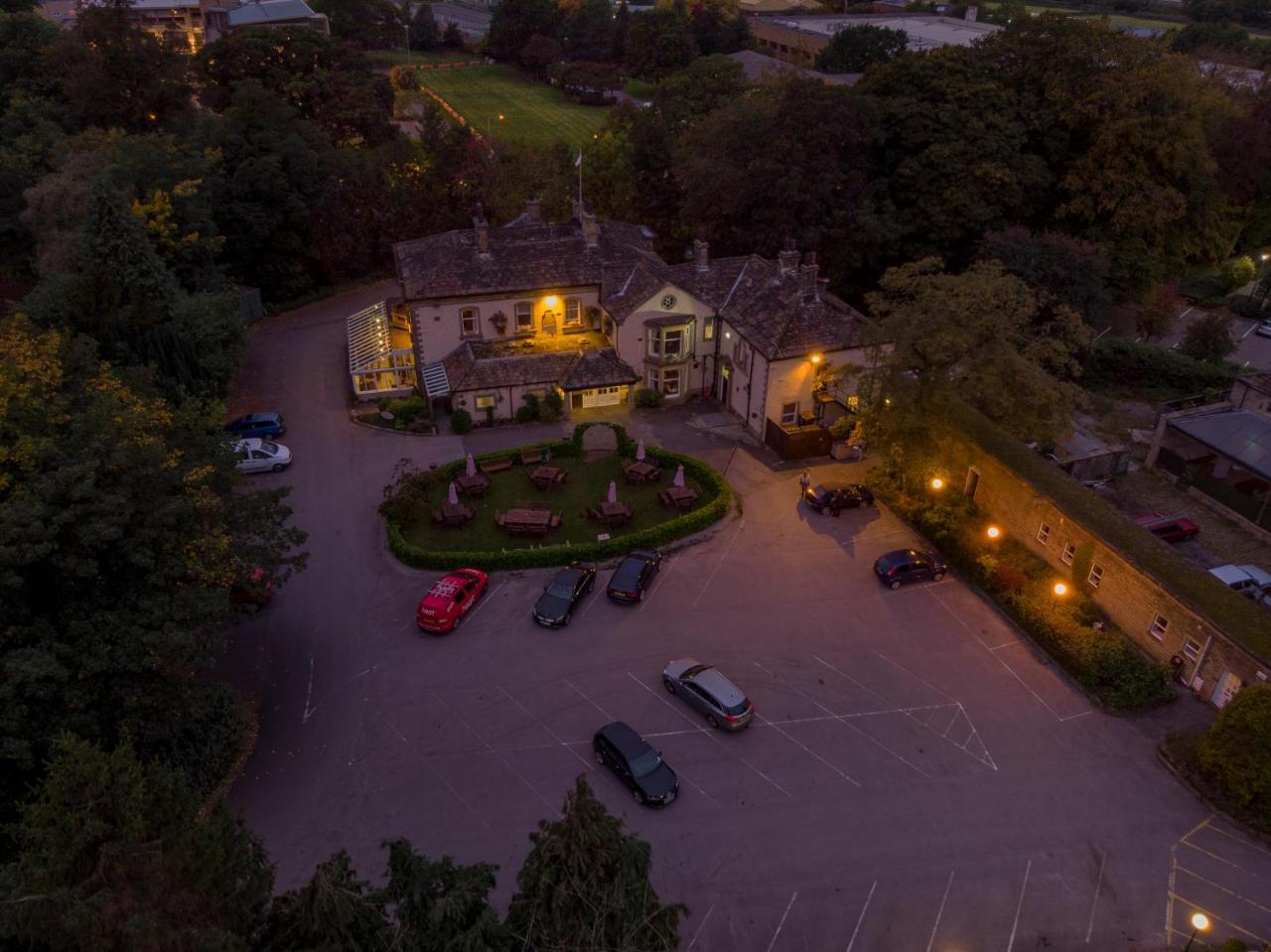 Steeton Hall Hotel & Restaurant Екстериор снимка